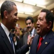 OBAMA İLE CHAVEZ ARASINDA TARİHİ BULUŞMA