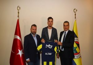 Fenerbahçe nin Yeni Kalecisi Belli Oldu