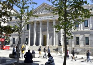 İspanya Meclisinde Kadın vekil Rekoru