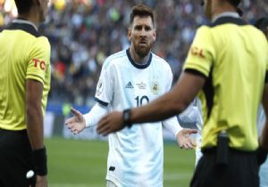 Messi ye 3 Ay Futboldan Men Cezası