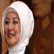 HAYRUNNİSA HANIM, ESERLERİ SERGİLEMEK İÇİN İSTEMİŞ