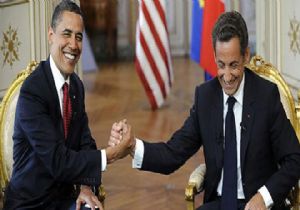 OBAMA VE SARKOZY NİN KADDAFİ SEVİNCİ!