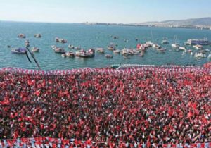 İZMİR DE KILIÇDAROĞLU İZDİHAMI!