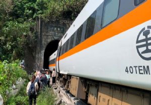 Tayvan da Tren Raydan Çıktı: 36 Ölü