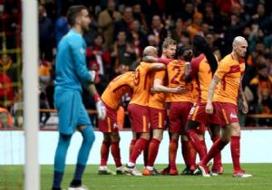 Galatasaray Bursa ya Gol Yağdırdı 5-0