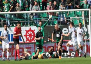 Başakşehir Takibi Bırakmıyor 2-1