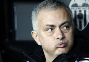 Jose Mourinho Kovuldu