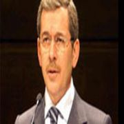 ŞENER:  YENİ BİR SİYASİ OLUŞUM ÇARKI İÇİNDE DEĞİLİM 