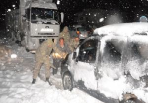 Özel otomobiller de kış lastiği takacak!