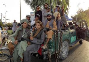 Afganistan Taliban a Teslim