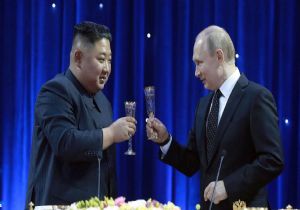Putin den Kim Jon-un a Madalya