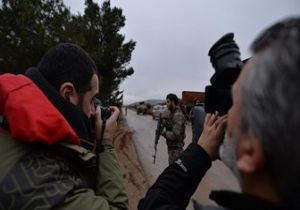 PYD ve PKK dan Gazetecilere Taciz Ateşi