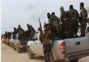 YPG Pes Etti, Esad a Bırakıp Çekiliyor