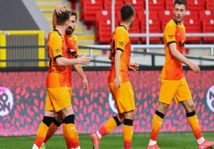 Galatasaray 3 Hafta Sonra Kazandı 3-1