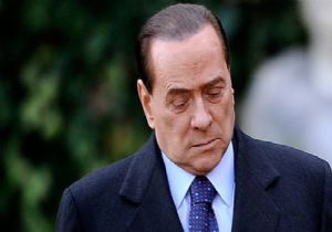 Berlusconi nin siyaset yasağı kaldırıldı