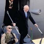 CHENEY İRAN A YAPILACAK SALDIRI İÇİN GELİYOR