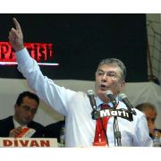 BAYKAL VELİAHTINI ACIKLADI: PARTİYI SATMAYACAK,AHLAKLI BİRİ