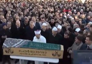 Erdoğan Elazığ da, Cenaze Namazında