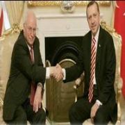 CHENEY TEMASLARINI SÜRDÜRÜYOR