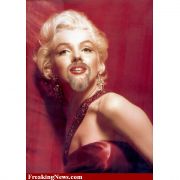 MARİLYN MONROE NUN BİLİNMEYEN FOTOĞRAFLARI