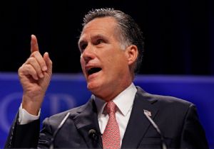 ROMNEY, ARADAKİ FARKI KAPATIYOR