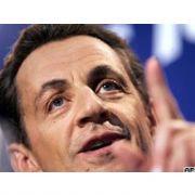 FRANSA DA İLK TUR UN GALİBİ SARKOZY