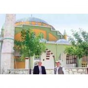 ALEVİ DEDESİ, İKİ CAMİ YAPTIRDI