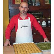 RUMLARA BİR TEPKİ DE KARACAOĞLU BAKLAVA DAN