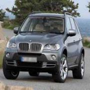 70 BİN EURO LUK BMW YE BİNİYOR SOSYAL YARDIM ALIYOR