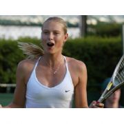 SHARAPOVA NIN ÇIĞLIKLARI BOŞA GİTMEDİ