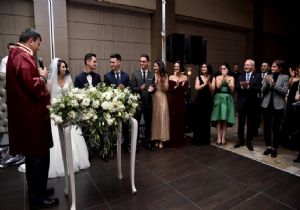 Kılıçdaroğlu,Yeğeninin Nikah Şahidi Oldı