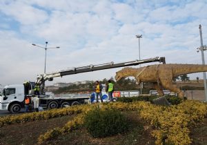 Gökçek in Dinazor u da Gitti!