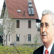 DURMUŞ YILMAZ IN EMEKLİLİK EVİ!