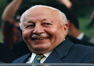 ERBAKAN DAN HOLLYWOD A ALTERNATİF SİNEMA ÖNERİSİ