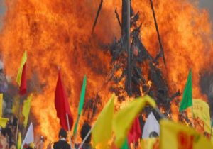 CİZRE DE NEVRUZ KUTLAMASI KANA BULANDI