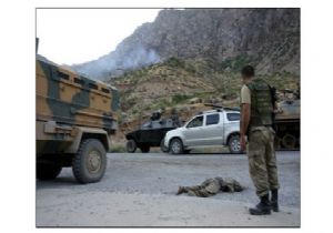 AŞİRETLER, HAKKARİ Yİ SVAŞ ALANINA ÇEVİRDİ