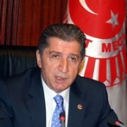 TOPTAN:  ANAYASA DEĞİŞİKLİĞİNİN ZAMANLAMASINA DİKKAT 