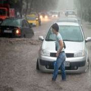 İSTANBUL A YAĞAN YAĞMUR SUYU ANCAK BEŞ GÜNLÜK