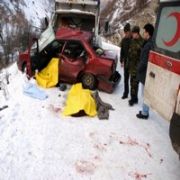 BOLU DA TRAFİK KAZASI: 3 ÖLÜ, 4 YARALI