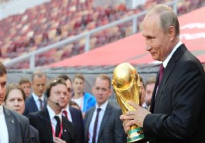 Dünya Kupası Rusya yı İhya Etti