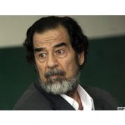 SADDAM, MAHKEMEYİ REDDETTİ, SORULARA YANIT VERMEDİ