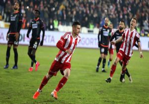 Sivasspor Maç Fazlasıyla Lider 1-0