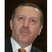 ERDOĞAN DAN İNTERNET KAFE SAHİBİNE KÜFÜRLÜ MAİL DAVASI