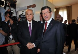 Davutoğlu Bahçeli den Randevu İstedi