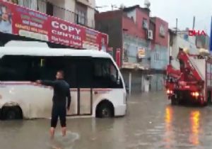 Adana da Okullara Yağmur Tatili